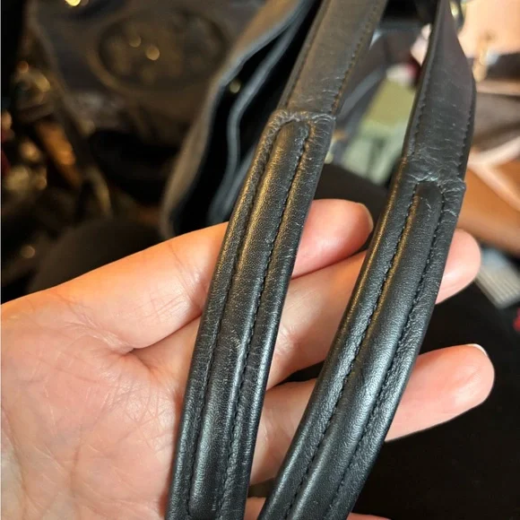 Coach SoHo G1380-F24686 Black Pebbled Leather 3-Compartment Hobo Bag in EUC - Picture 14 of 16